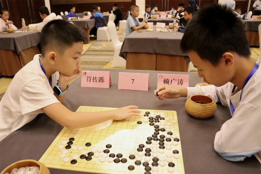 宝博体育下载海南昌江发布五一假期活动预告：摘芒果玩赛事海边撒欢……(图12)
